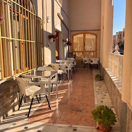 Hostal Las Dunas Cabo De Gata ภายนอก รูปภาพ