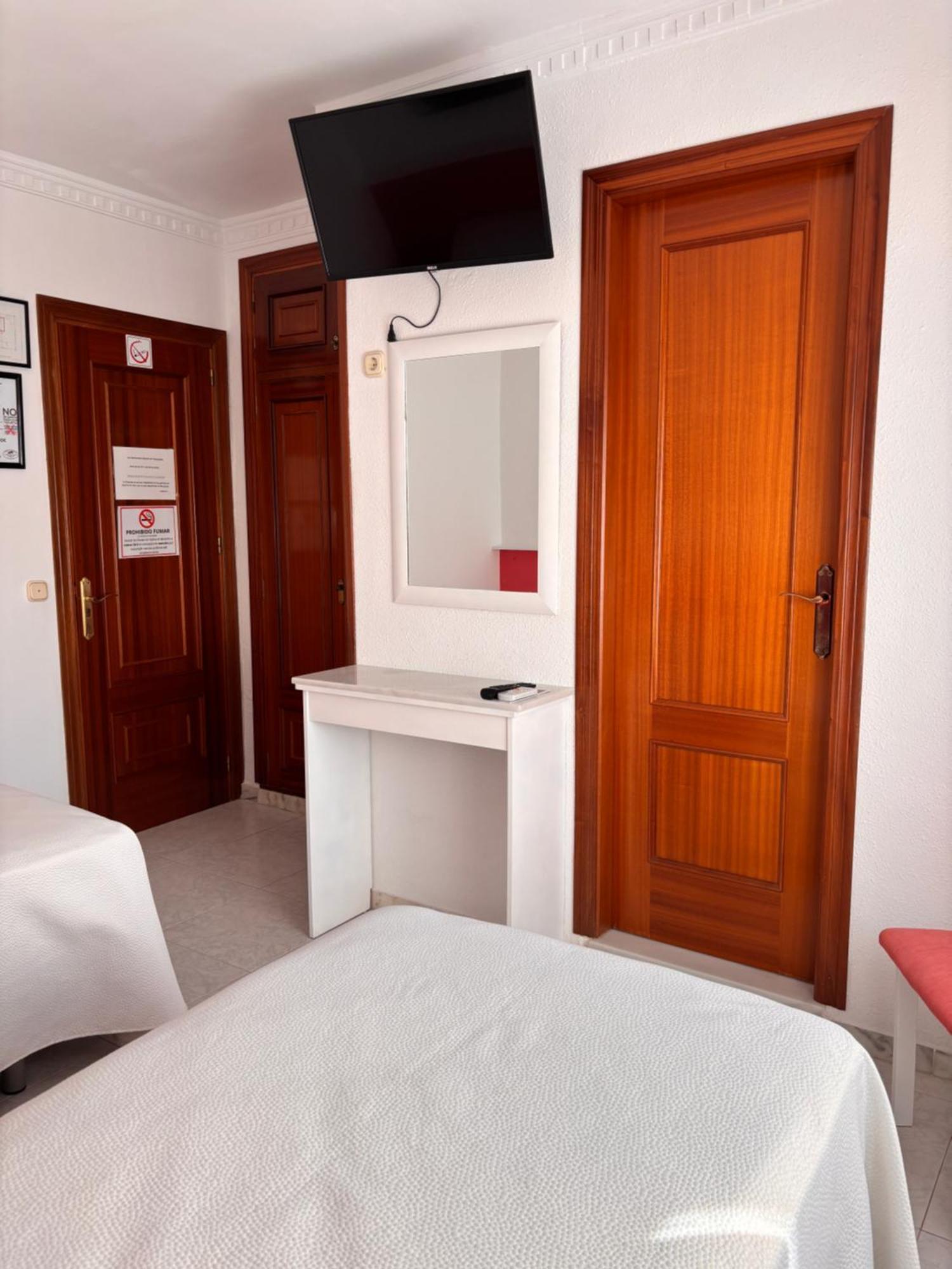 Hostal Las Dunas Cabo De Gata ภายนอก รูปภาพ