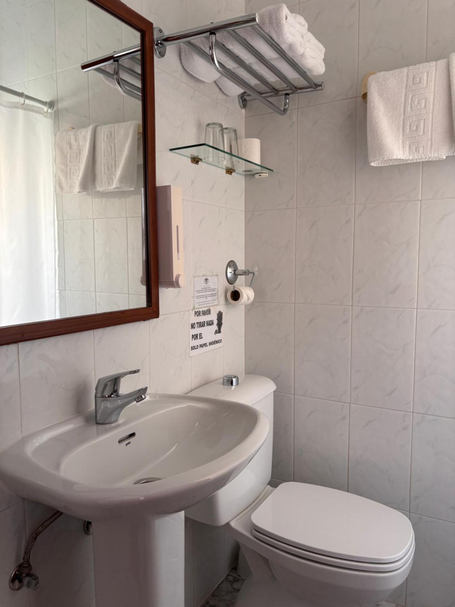 Hostal Las Dunas Cabo De Gata ภายนอก รูปภาพ