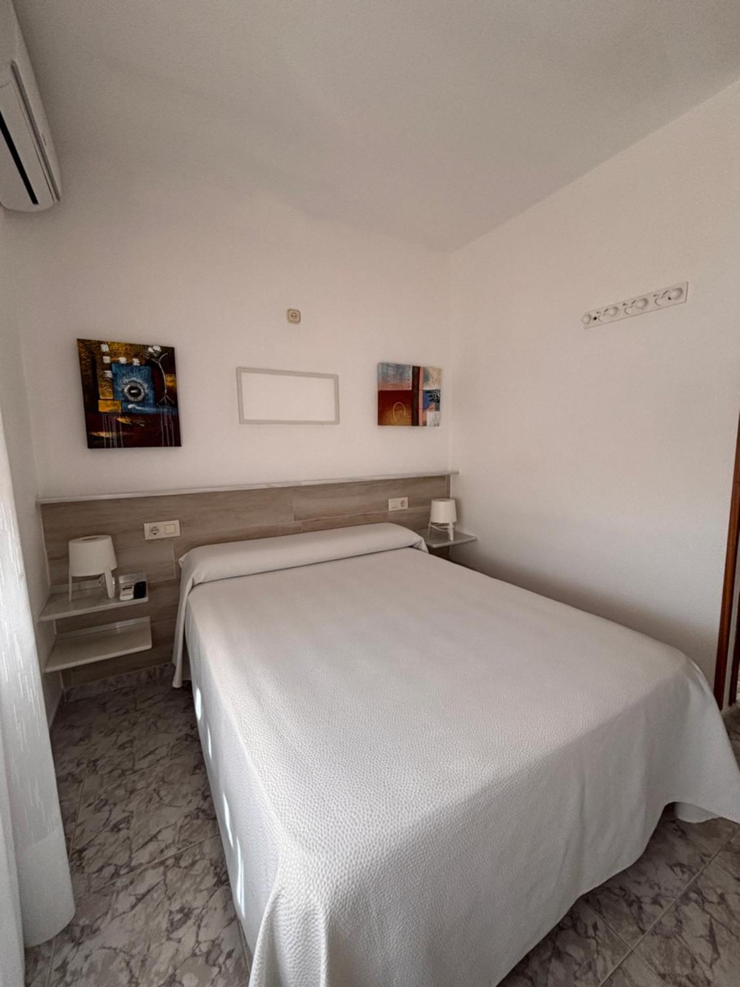 Hostal Las Dunas Cabo De Gata ภายนอก รูปภาพ