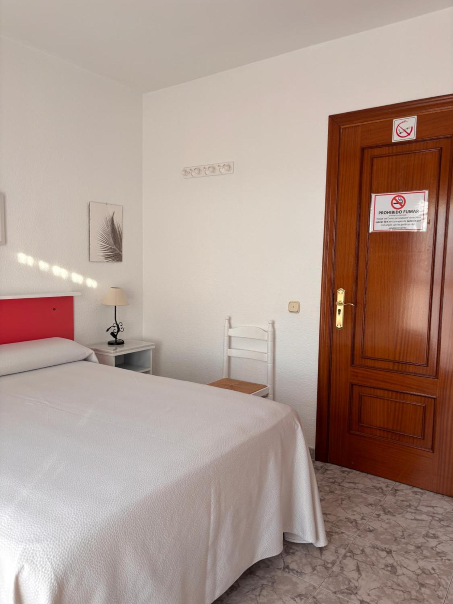 Hostal Las Dunas Cabo De Gata ภายนอก รูปภาพ